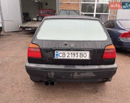 Черный Фольксваген Гольф, объемом двигателя 1.6 л и пробегом 280 тыс. км за 2900 $, фото 4 на Automoto.ua