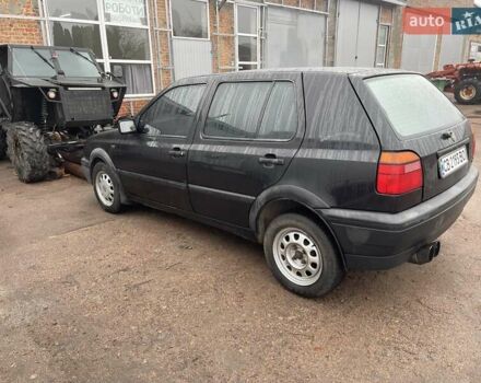 Черный Фольксваген Гольф, объемом двигателя 1.6 л и пробегом 280 тыс. км за 2900 $, фото 5 на Automoto.ua