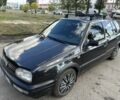 Черный Фольксваген Гольф, объемом двигателя 1.8 л и пробегом 550 тыс. км за 2200 $, фото 1 на Automoto.ua