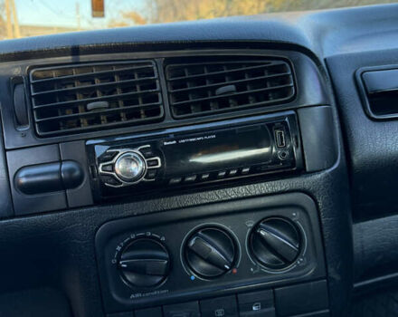 Черный Фольксваген Гольф, объемом двигателя 1.78 л и пробегом 169 тыс. км за 1600 $, фото 10 на Automoto.ua