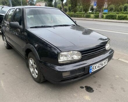 Черный Фольксваген Гольф, объемом двигателя 1.8 л и пробегом 290 тыс. км за 2500 $, фото 3 на Automoto.ua