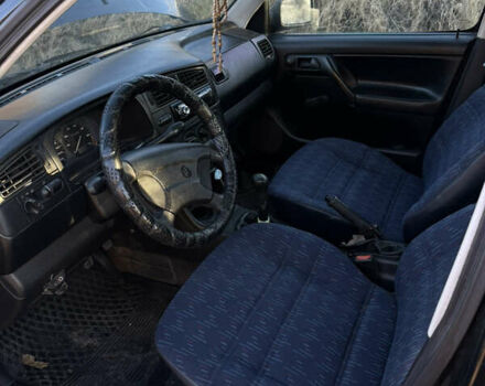 Черный Фольксваген Гольф, объемом двигателя 1.78 л и пробегом 169 тыс. км за 1600 $, фото 6 на Automoto.ua