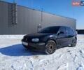 Черный Фольксваген Гольф, объемом двигателя 1.6 л и пробегом 193 тыс. км за 3500 $, фото 1 на Automoto.ua