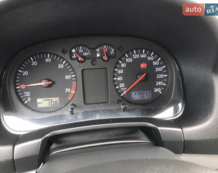 Чорний Фольксваген Гольф, об'ємом двигуна 1.6 л та пробігом 179 тис. км за 4700 $, фото 10 на Automoto.ua