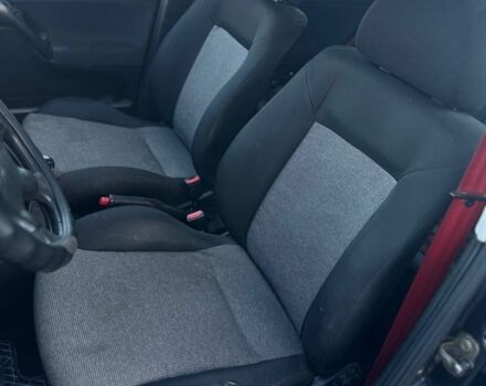 Черный Фольксваген Гольф, объемом двигателя 1.8 л и пробегом 281 тыс. км за 1900 $, фото 4 на Automoto.ua