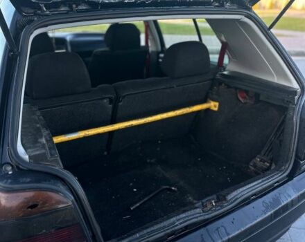 Черный Фольксваген Гольф, объемом двигателя 1.8 л и пробегом 281 тыс. км за 1900 $, фото 17 на Automoto.ua