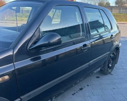 Черный Фольксваген Гольф, объемом двигателя 1.8 л и пробегом 281 тыс. км за 1900 $, фото 15 на Automoto.ua