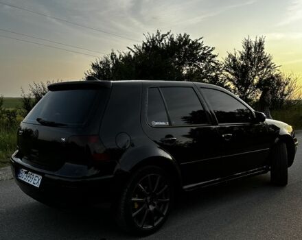 Черный Фольксваген Гольф, объемом двигателя 1.6 л и пробегом 180 тыс. км за 4500 $, фото 3 на Automoto.ua