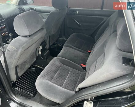 Чорний Фольксваген Гольф, об'ємом двигуна 1.6 л та пробігом 287 тис. км за 2999 $, фото 35 на Automoto.ua