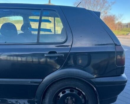 Черный Фольксваген Гольф, объемом двигателя 1.8 л и пробегом 281 тыс. км за 1900 $, фото 19 на Automoto.ua