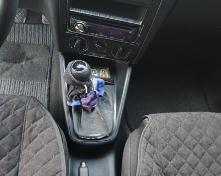 Чорний Фольксваген Гольф, об'ємом двигуна 1.6 л та пробігом 285 тис. км за 3750 $, фото 8 на Automoto.ua