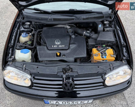 Черный Фольксваген Гольф, объемом двигателя 1.6 л и пробегом 286 тыс. км за 4000 $, фото 13 на Automoto.ua