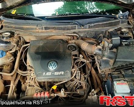 Черный Фольксваген Гольф, объемом двигателя 1.6 л и пробегом 340 тыс. км за 2800 $, фото 3 на Automoto.ua