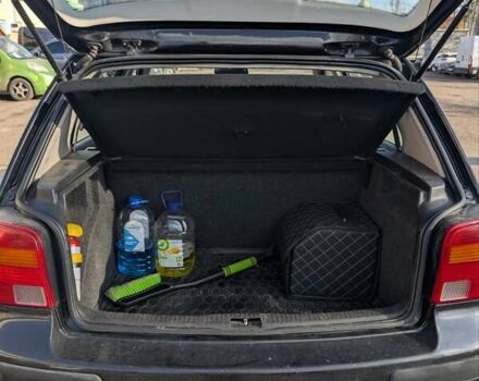 Черный Фольксваген Гольф, объемом двигателя 1.6 л и пробегом 304 тыс. км за 4599 $, фото 1 на Automoto.ua