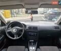 Черный Фольксваген Гольф, объемом двигателя 2.32 л и пробегом 165 тыс. км за 3800 $, фото 5 на Automoto.ua