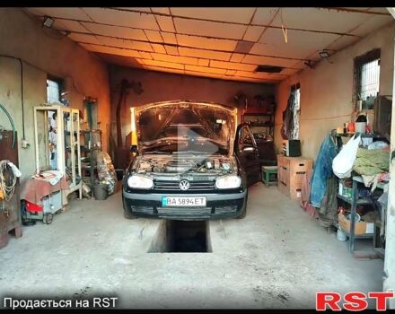 Чорний Фольксваген Гольф, об'ємом двигуна 1.4 л та пробігом 317 тис. км за 2870 $, фото 2 на Automoto.ua