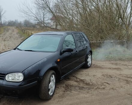 Черный Фольксваген Гольф, объемом двигателя 0 л и пробегом 400 тыс. км за 1150 $, фото 2 на Automoto.ua