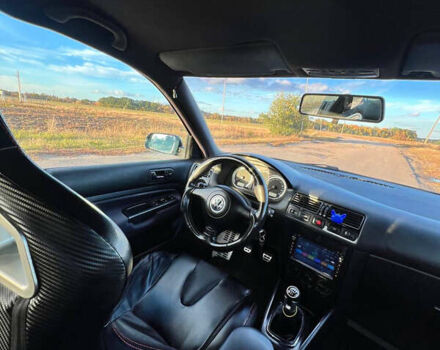 Черный Фольксваген Гольф, объемом двигателя 1.9 л и пробегом 395 тыс. км за 4700 $, фото 16 на Automoto.ua