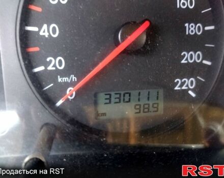 Черный Фольксваген Гольф, объемом двигателя 1.4 л и пробегом 330 тыс. км за 4000 $, фото 8 на Automoto.ua