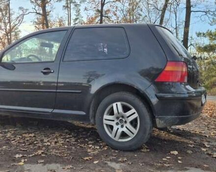 Черный Фольксваген Гольф, объемом двигателя 1.78 л и пробегом 300 тыс. км за 3900 $, фото 3 на Automoto.ua