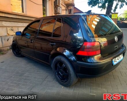 Черный Фольксваген Гольф, объемом двигателя 1.4 л и пробегом 330 тыс. км за 4000 $, фото 3 на Automoto.ua