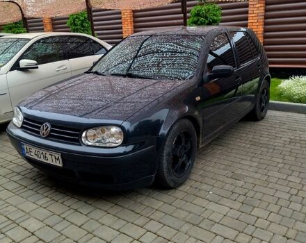 Черный Фольксваген Гольф, объемом двигателя 1.4 л и пробегом 330 тыс. км за 4000 $, фото 7 на Automoto.ua