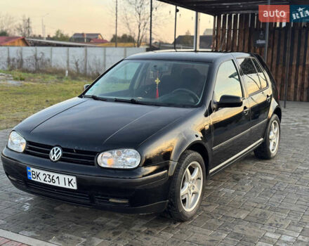 Черный Фольксваген Гольф, объемом двигателя 1.39 л и пробегом 237 тыс. км за 3400 $, фото 15 на Automoto.ua