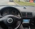 Черный Фольксваген Гольф, объемом двигателя 1.6 л и пробегом 223 тыс. км за 3500 $, фото 1 на Automoto.ua