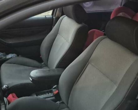 Черный Фольксваген Гольф, объемом двигателя 1.78 л и пробегом 300 тыс. км за 3900 $, фото 11 на Automoto.ua