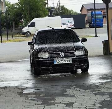 Черный Фольксваген Гольф, объемом двигателя 1.9 л и пробегом 500 тыс. км за 2800 $, фото 1 на Automoto.ua