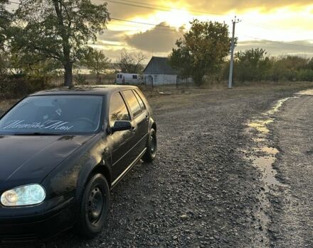 Черный Фольксваген Гольф, объемом двигателя 1.4 л и пробегом 282 тыс. км за 1400 $, фото 1 на Automoto.ua