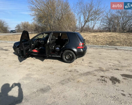 Фольксваген Гольф 1998 в Хмельницком на Automoto.ua Черный Фольксваген Гольф, объемом двигателя 1.6 л и пробегом 300 тыс. км за 3000 $, фото 2 на Automoto.ua