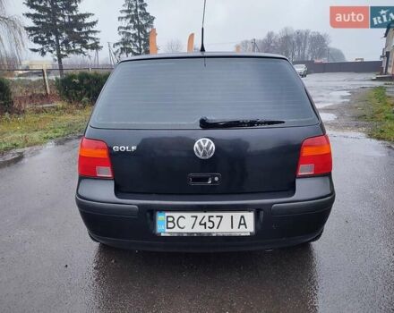 Черный Фольксваген Гольф, объемом двигателя 1.4 л и пробегом 236 тыс. км за 3900 $, фото 5 на Automoto.ua