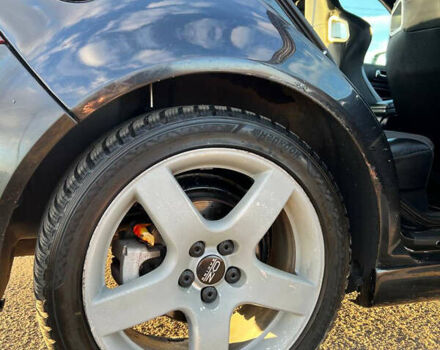 Черный Фольксваген Гольф, объемом двигателя 1.9 л и пробегом 395 тыс. км за 4700 $, фото 9 на Automoto.ua