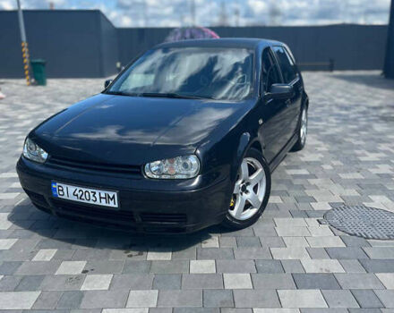 Черный Фольксваген Гольф, объемом двигателя 1.9 л и пробегом 395 тыс. км за 4700 $, фото 1 на Automoto.ua