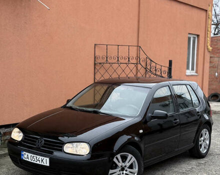 Черный Фольксваген Гольф, объемом двигателя 1.6 л и пробегом 286 тыс. км за 4000 $, фото 3 на Automoto.ua