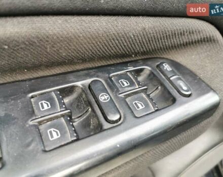 Чорний Фольксваген Гольф, об'ємом двигуна 1.6 л та пробігом 367 тис. км за 3400 $, фото 4 на Automoto.ua