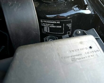 Черный Фольксваген Гольф, объемом двигателя 1.6 л и пробегом 310 тыс. км за 3800 $, фото 6 на Automoto.ua