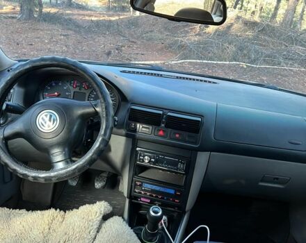 Черный Фольксваген Гольф, объемом двигателя 1.6 л и пробегом 220 тыс. км за 4100 $, фото 10 на Automoto.ua