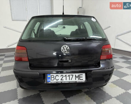 Черный Фольксваген Гольф, объемом двигателя 1.6 л и пробегом 212 тыс. км за 3599 $, фото 52 на Automoto.ua
