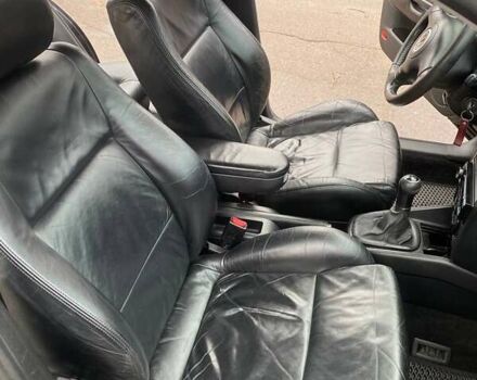 Черный Фольксваген Гольф, объемом двигателя 1.6 л и пробегом 315 тыс. км за 4600 $, фото 18 на Automoto.ua