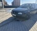 Черный Фольксваген Гольф, объемом двигателя 1.6 л и пробегом 300 тыс. км за 1800 $, фото 1 на Automoto.ua