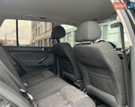 Чорний Фольксваген Гольф, об'ємом двигуна 1.39 л та пробігом 250 тис. км за 2800 $, фото 13 на Automoto.ua