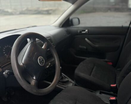 Чорний Фольксваген Гольф, об'ємом двигуна 1.4 л та пробігом 268 тис. км за 3300 $, фото 5 на Automoto.ua