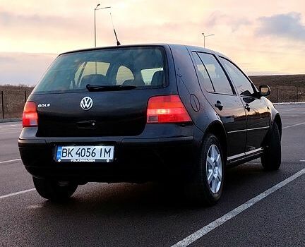 Чорний Фольксваген Гольф, об'ємом двигуна 1.4 л та пробігом 238 тис. км за 3750 $, фото 7 на Automoto.ua