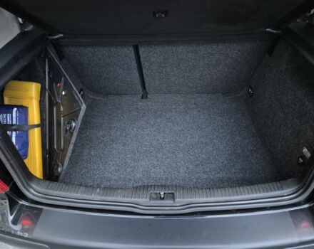 Фольксваген Гольф 1999 у Вінниці на Automoto.ua Чорний Фольксваген Гольф, об'ємом двигуна 1.6 л та пробігом 226 тис. км за 4000 $, фото 17 на Automoto.ua