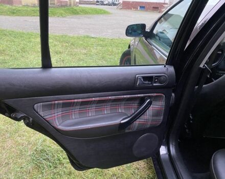 Чорний Фольксваген Гольф, об'ємом двигуна 1.8 л та пробігом 250 тис. км за 4000 $, фото 14 на Automoto.ua