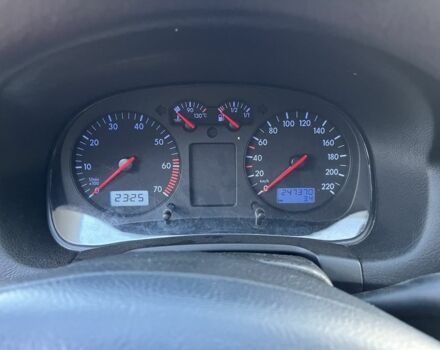 Черный Фольксваген Гольф, объемом двигателя 1.4 л и пробегом 247 тыс. км за 3000 $, фото 6 на Automoto.ua