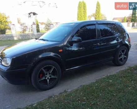 Черный Фольксваген Гольф, объемом двигателя 1.6 л и пробегом 264 тыс. км за 4000 $, фото 4 на Automoto.ua