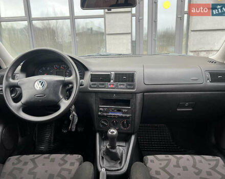 Чорний Фольксваген Гольф, об'ємом двигуна 1.39 л та пробігом 250 тис. км за 2800 $, фото 9 на Automoto.ua